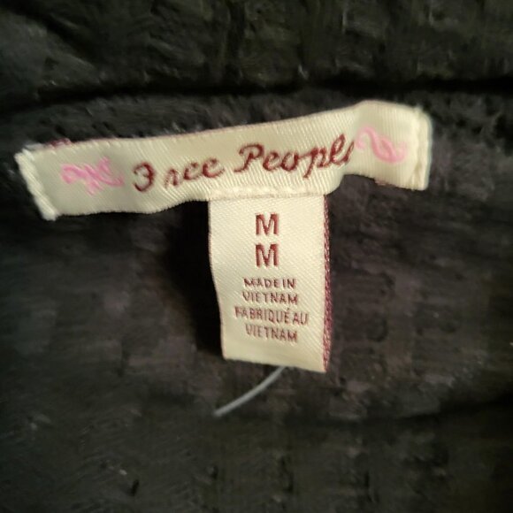 FREE PEOPLE Juicy long sleeve top Nior Black MEDIUM Split Back Sweater- NWT - Picture 12 of 13